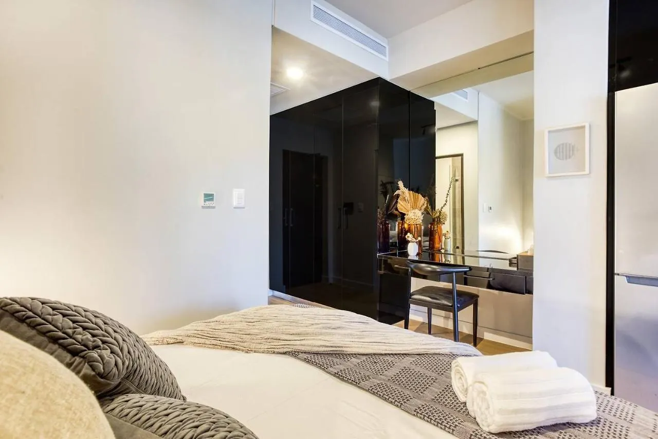 Luxury Mountain View Aparthotel At The Tokyo- 12Th Floor No Loadshedding Cape Town
